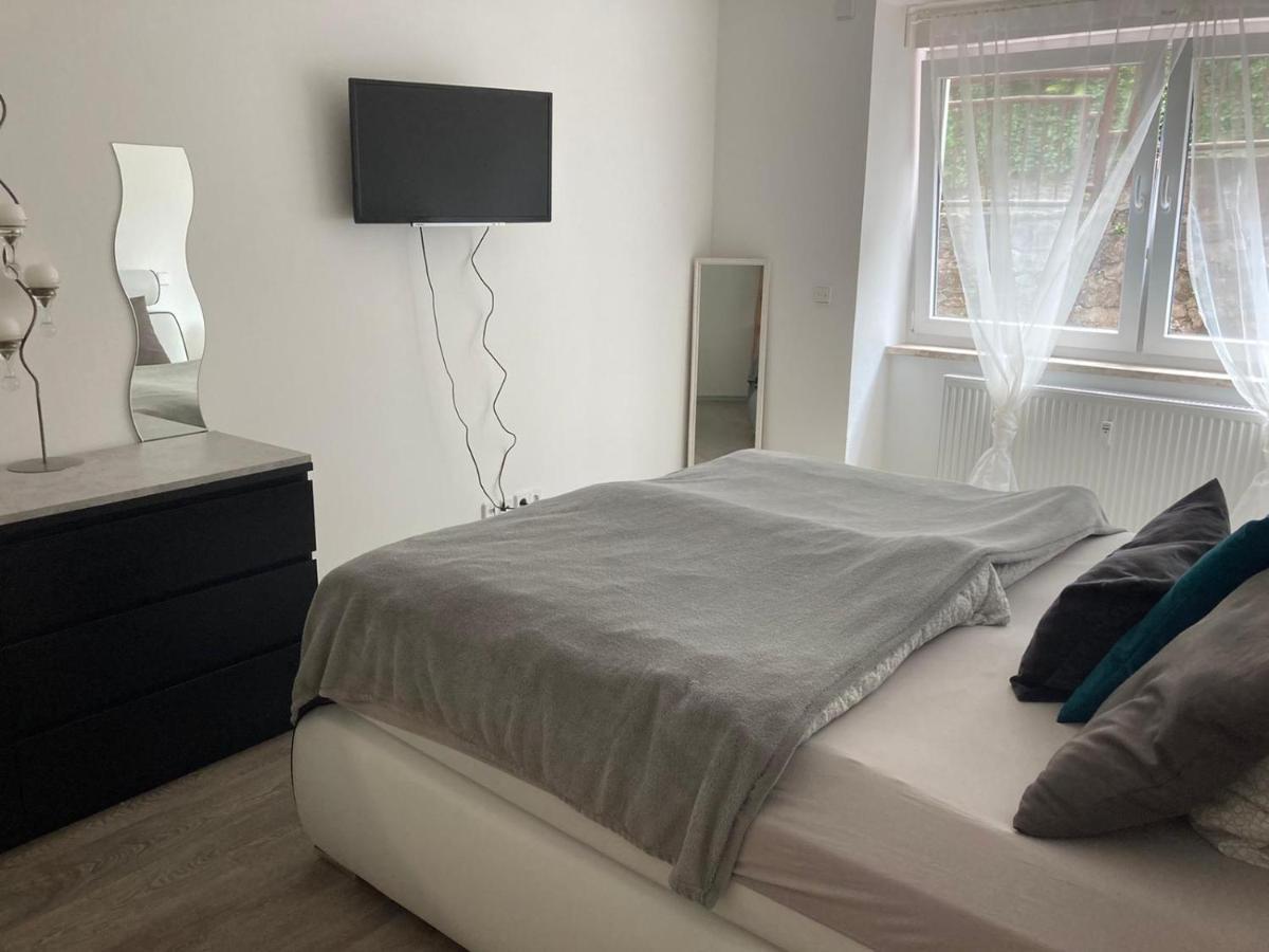 Ferienwohnung Zschopau Fuer Sie Vollausgestattet Mit Boxspringbett Netflix Uvm المظهر الخارجي الصورة
